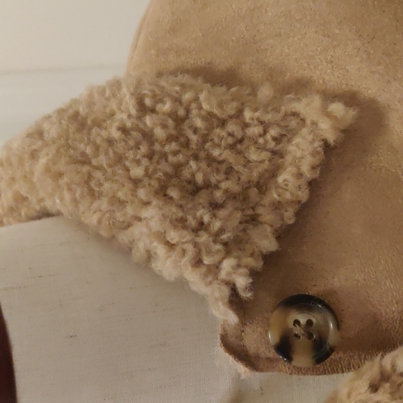 New! Bisou Bisou Tan Faux Shearling Coat - Picture 4 of 8